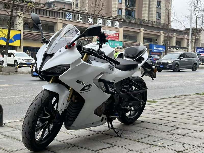 二手QJMOTOR赛250