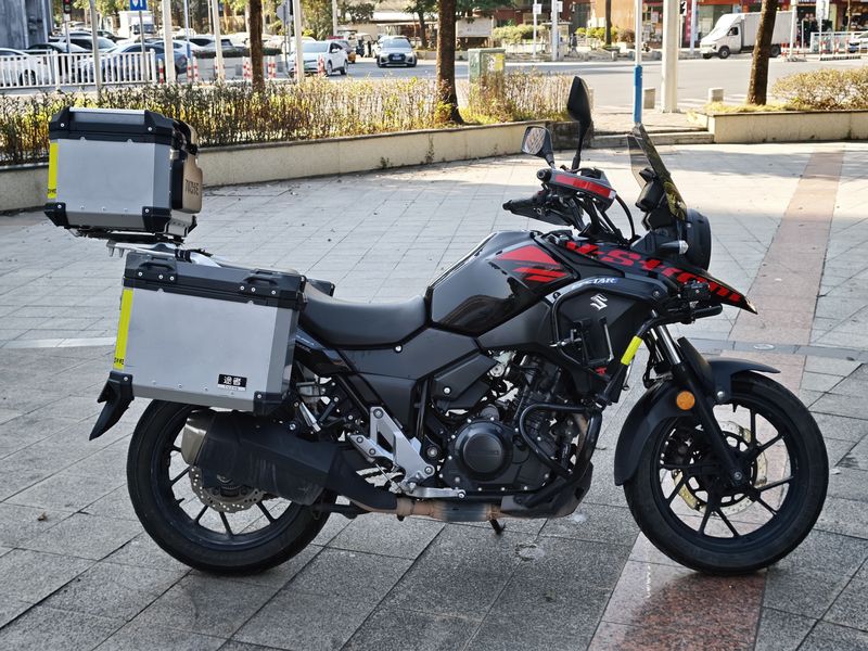 二手豪爵铃木DL250