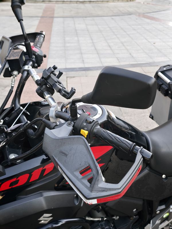 二手豪爵铃木DL250