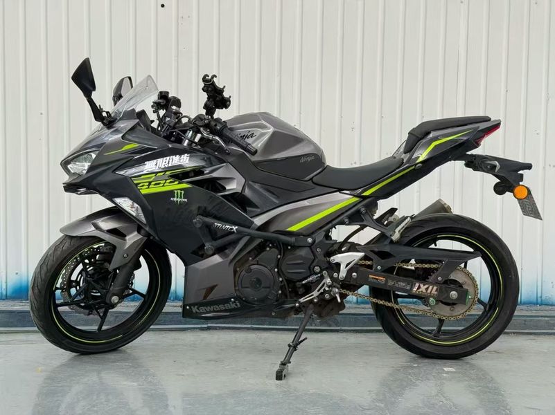 二手川崎Ninja 400