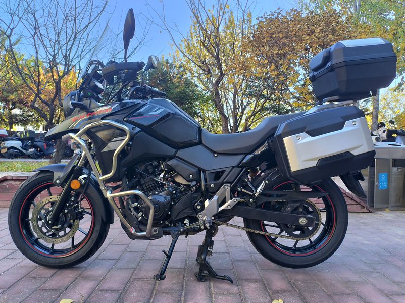 二手豪爵铃木DL250