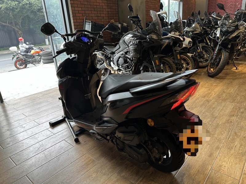 二手新大洲本田裂行 RX125Fi