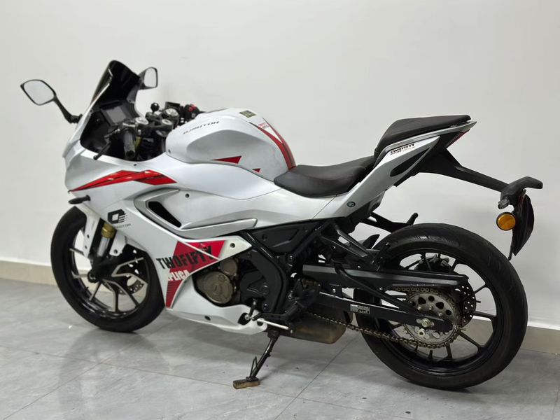 二手QJMOTOR赛250