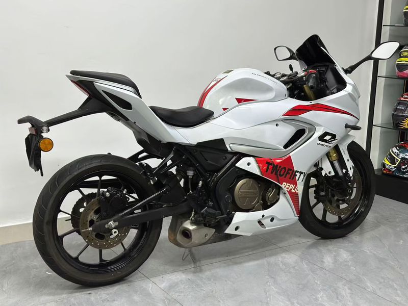 二手QJMOTOR赛250
