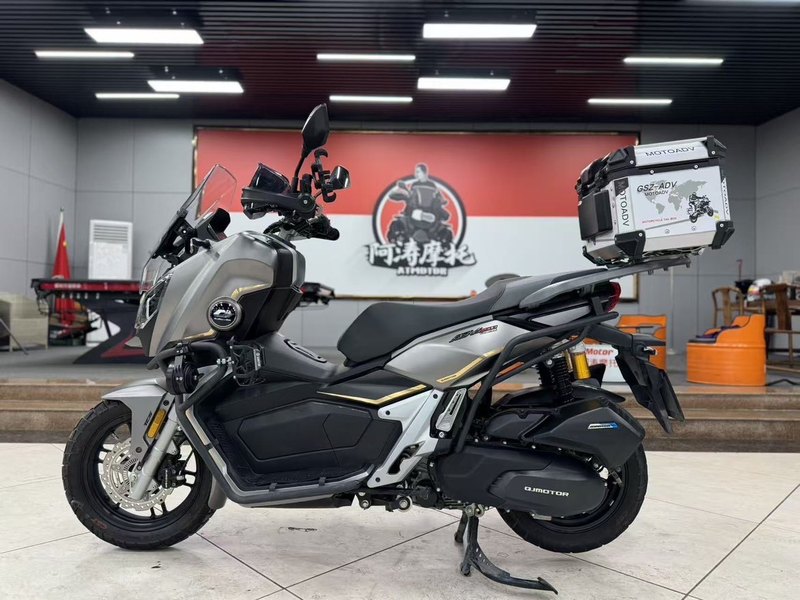 二手QJMOTOR鸿250ADV