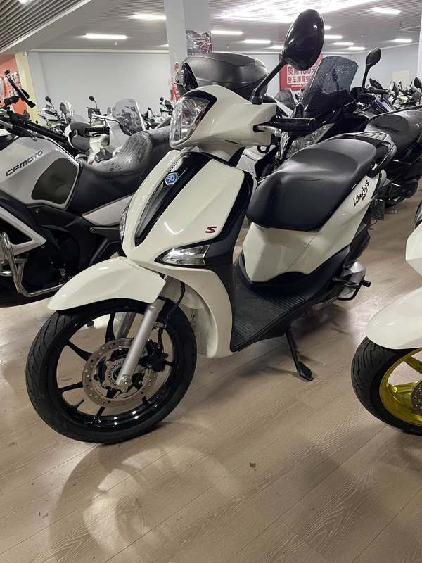 二手比亚乔Liberty 150