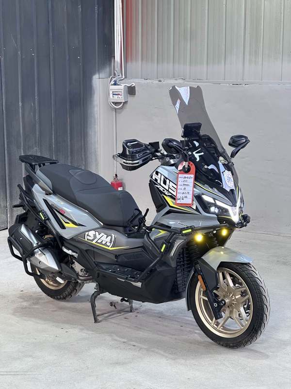 二手三阳哈士奇 Husky ADV300