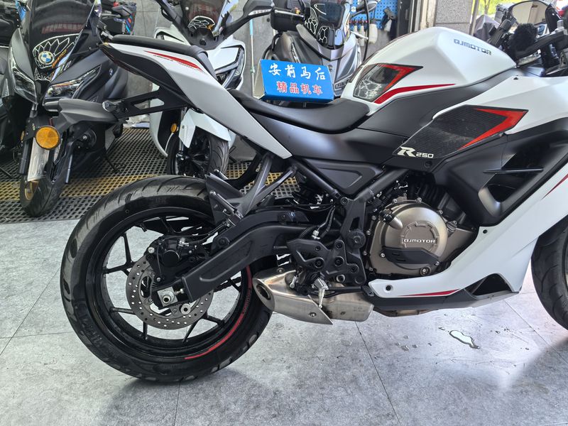 二手QJMOTOR赛250