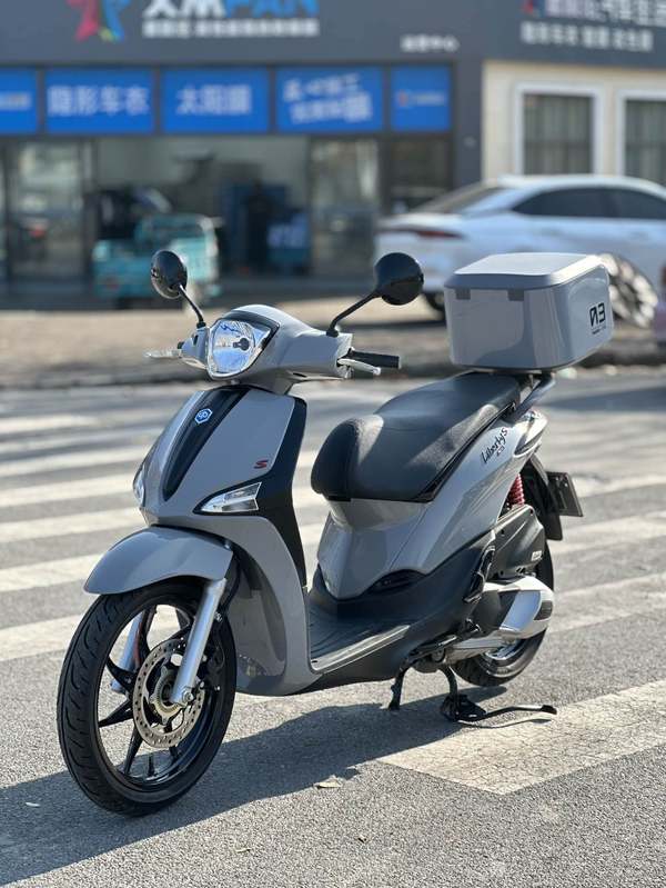 二手比亚乔Liberty 150