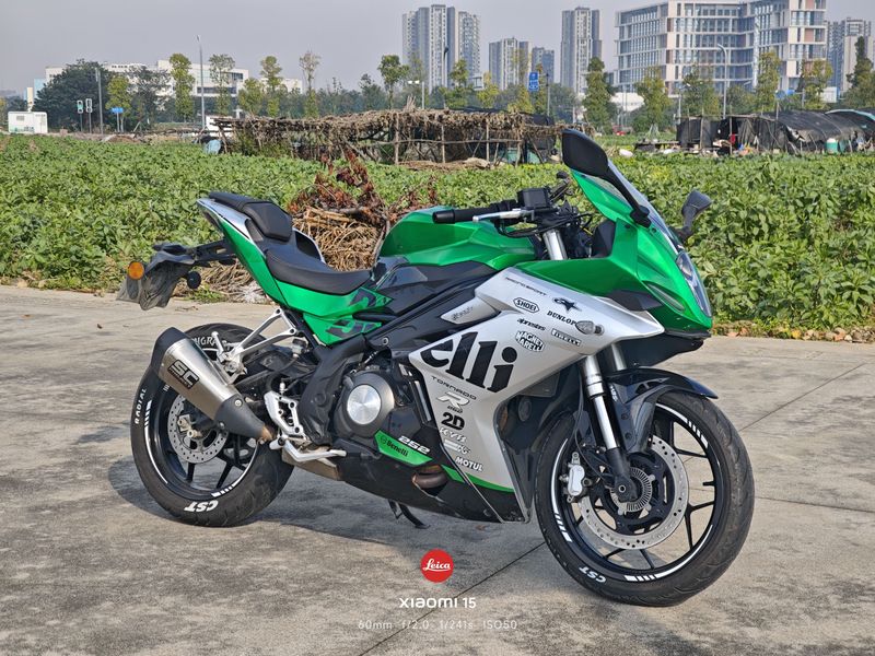 二手贝纳利龙卷风 Tornado 252R