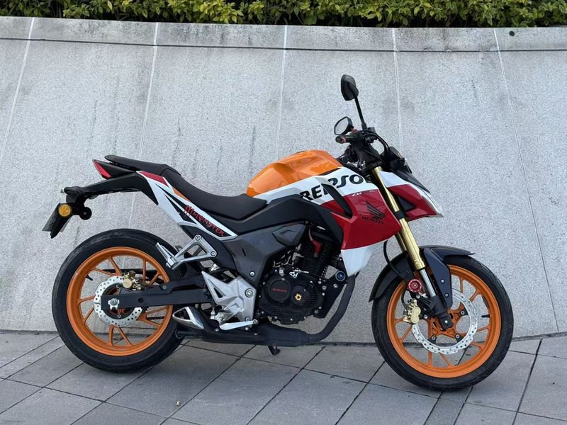 二手五羊本田CB190R 暴锋眼