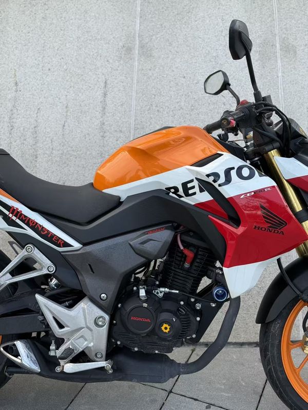 二手五羊本田CB190R 暴锋眼