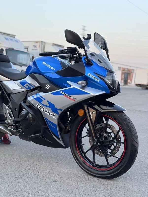 二手豪爵铃木GSX250R