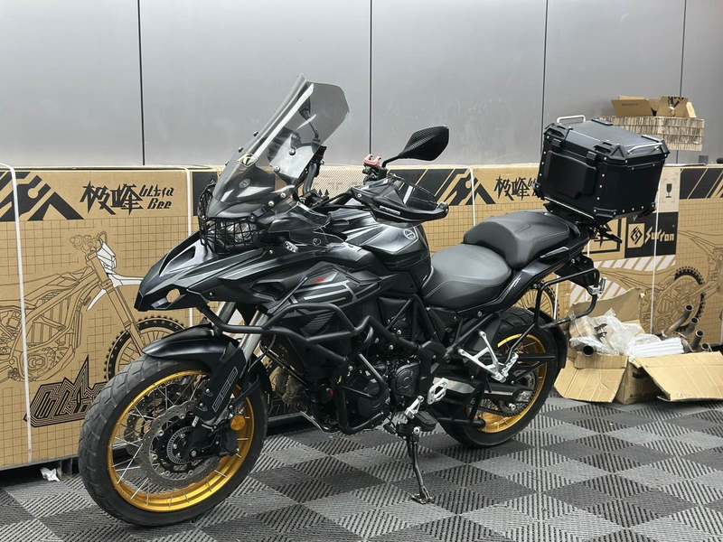 二手贝纳利TRK552