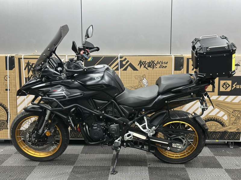 二手贝纳利TRK552