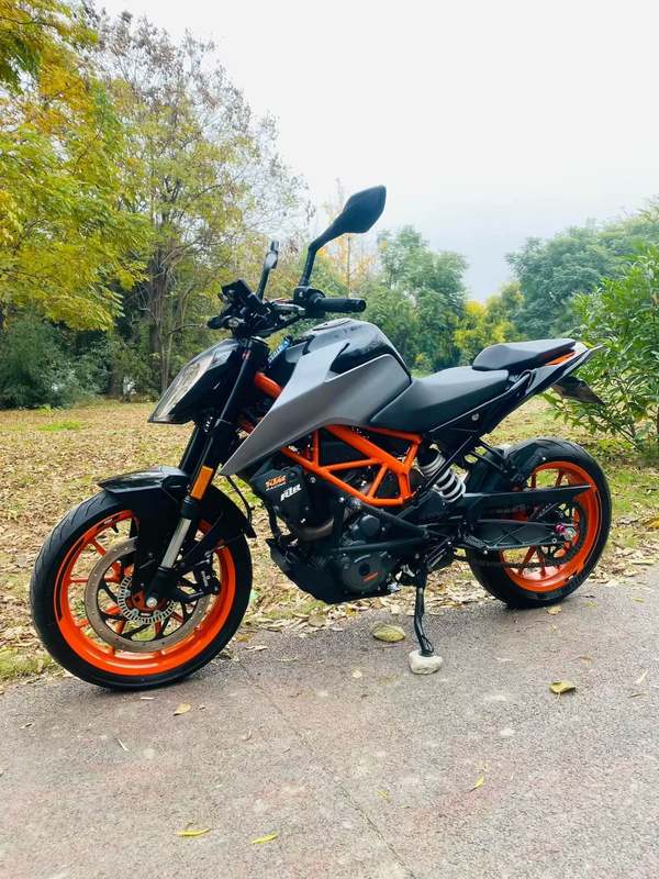 二手KTMR2R390 Duke