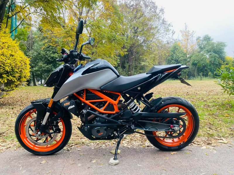 二手KTMR2R390 Duke
