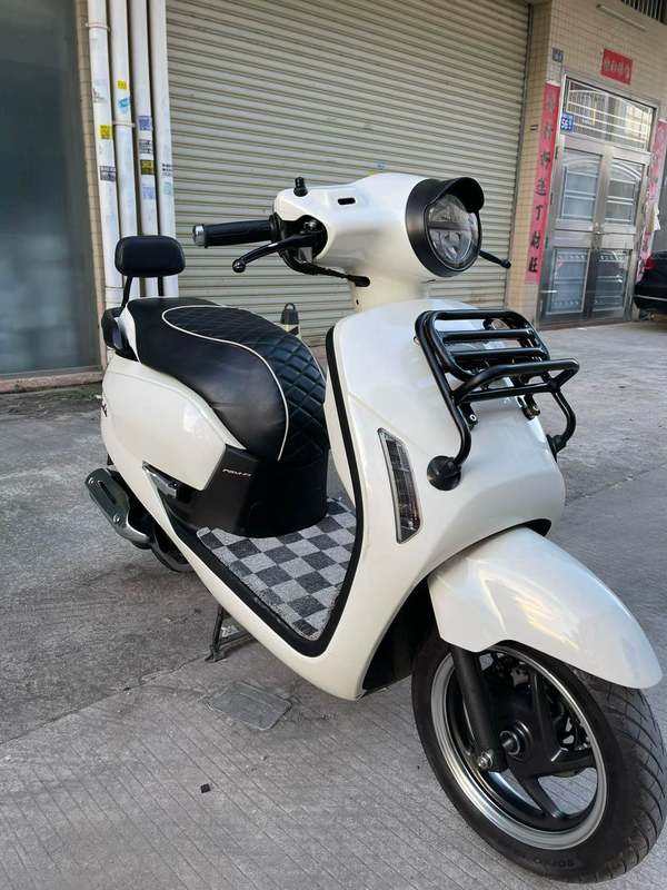 二手新大洲本田NS125LA