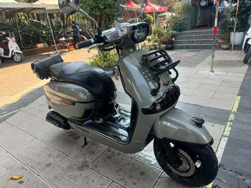 二手维多利亚Sixties 300i