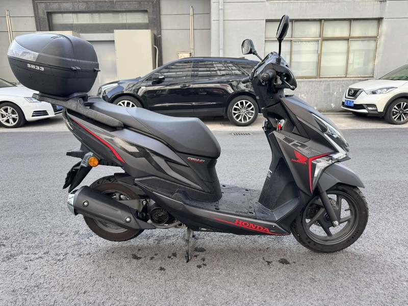 二手新大洲本田裂行 RX125Fi