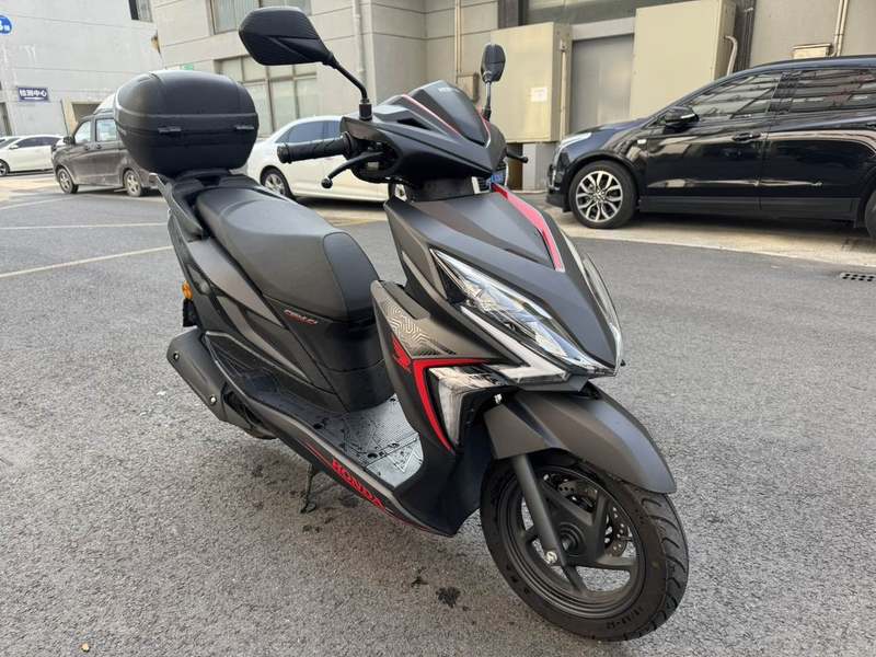 二手新大洲本田裂行 RX125Fi