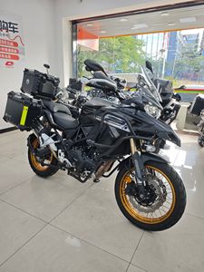 二手贝纳利TRK552