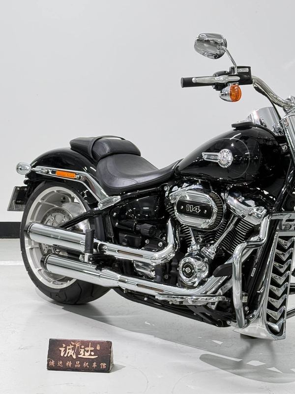 二手哈雷戴维森肥仔 Fat Boy