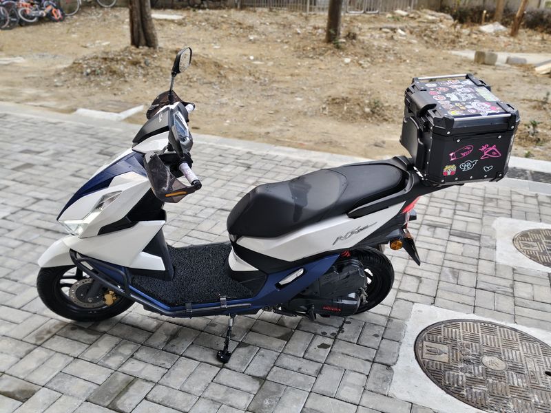 二手五羊本田NX125