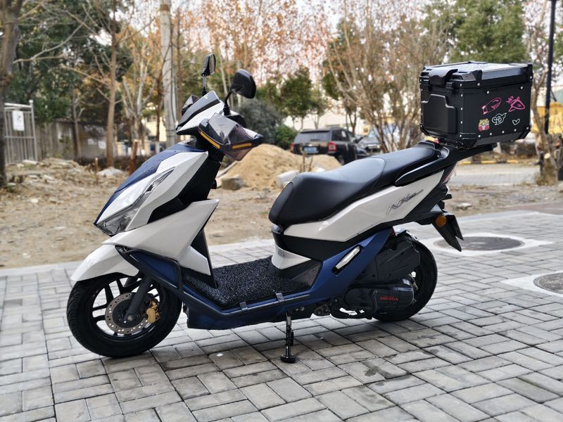 二手五羊本田NX125