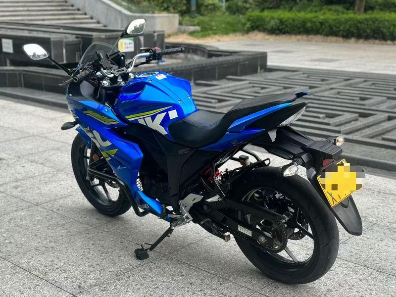 二手济南铃木极客飒 Gixxer 155