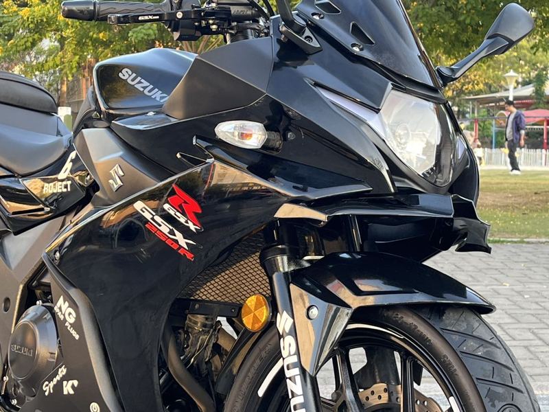 二手豪爵铃木GSX250R