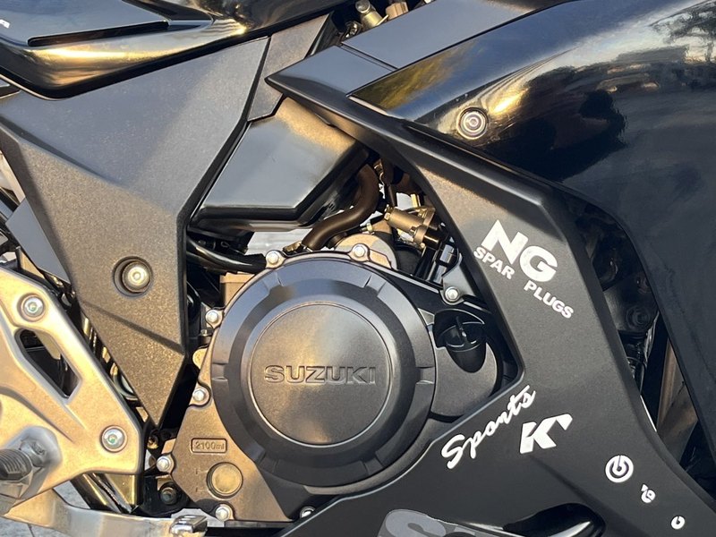 二手豪爵铃木GSX250R