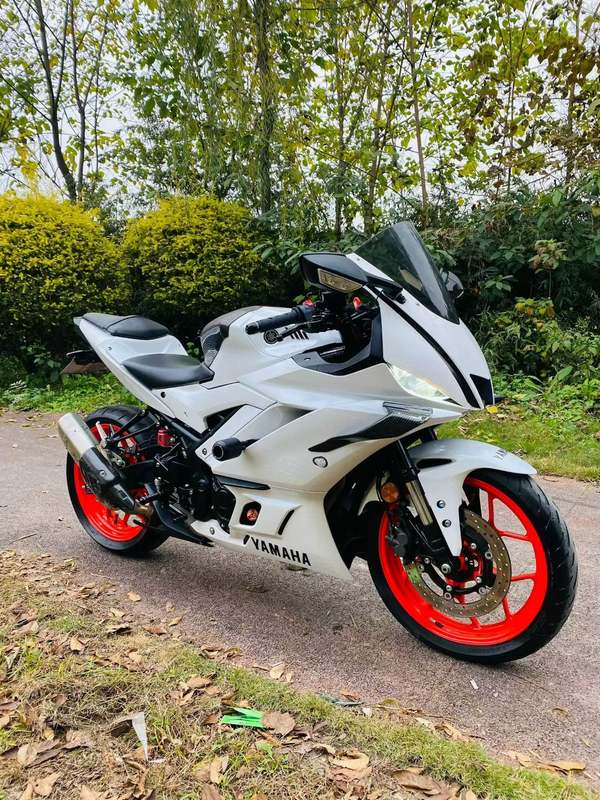 二手雅马哈YZF-R3