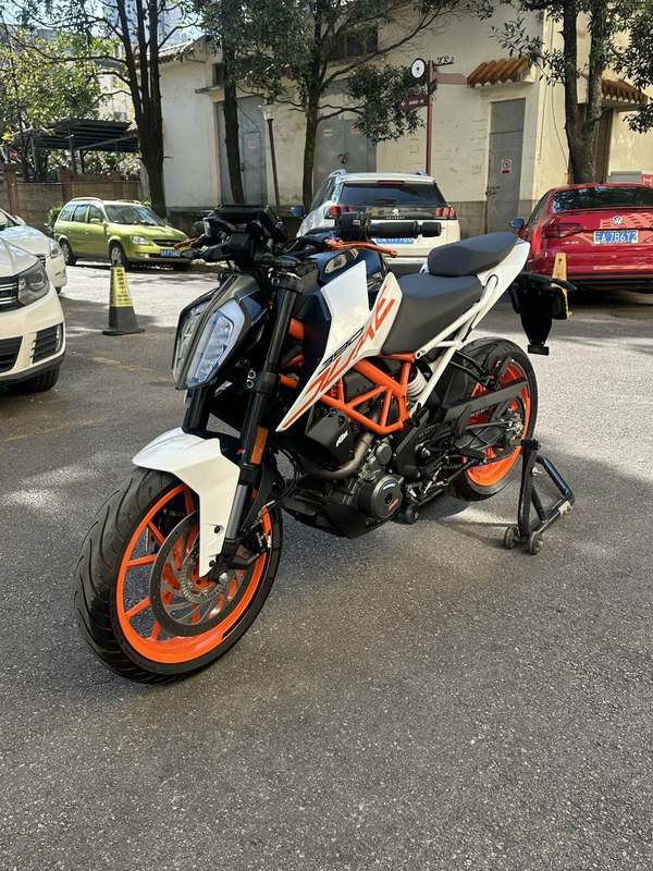 二手KTMR2R390 Duke