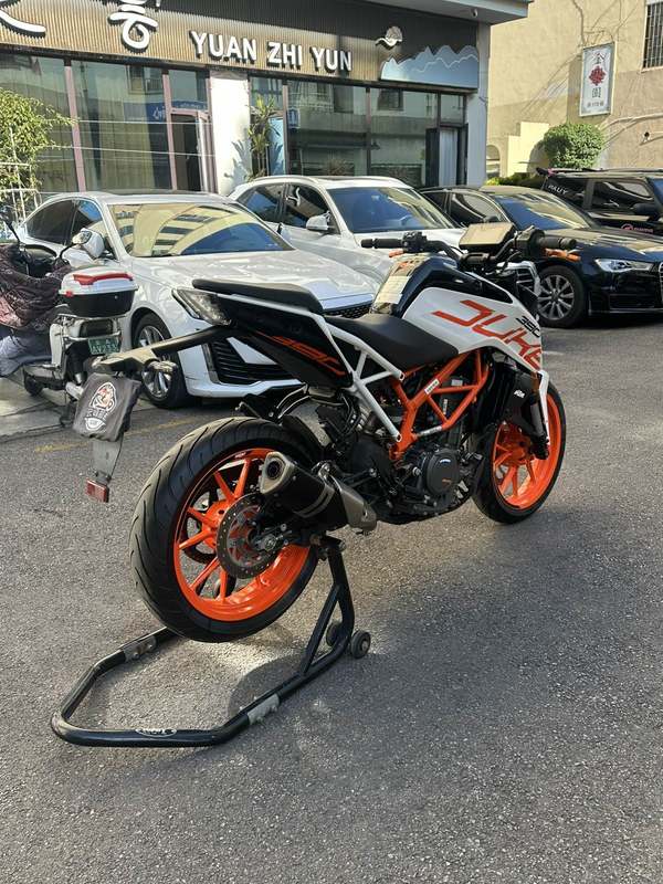 二手KTMR2R390 Duke