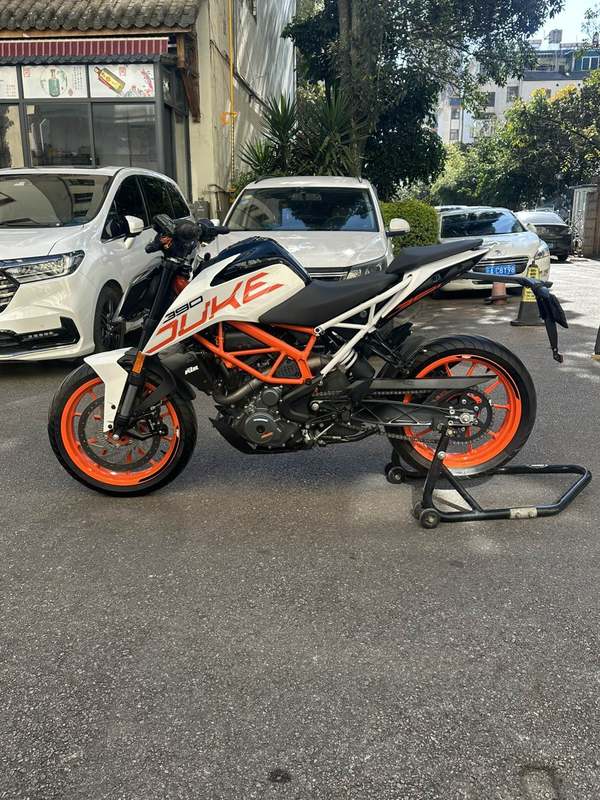 二手KTMR2R390 Duke