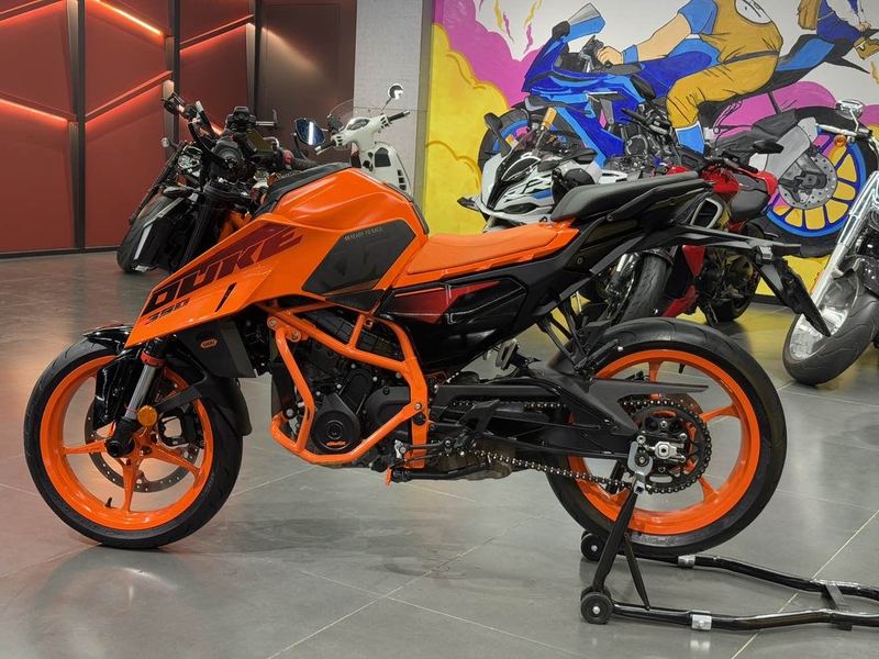 二手KTMR2R390 Duke