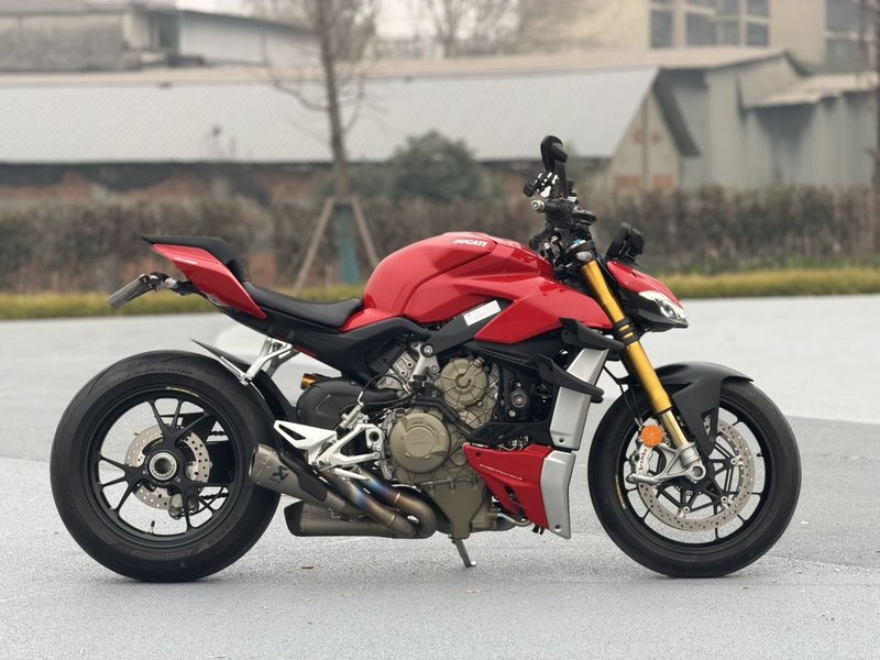 二手杜卡迪Street Fighter V4