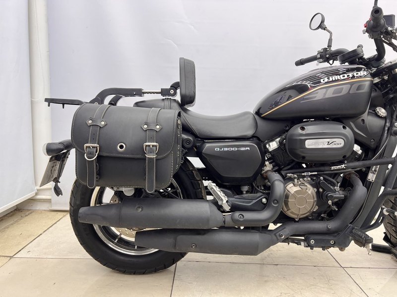 二手QJMOTOR闪300