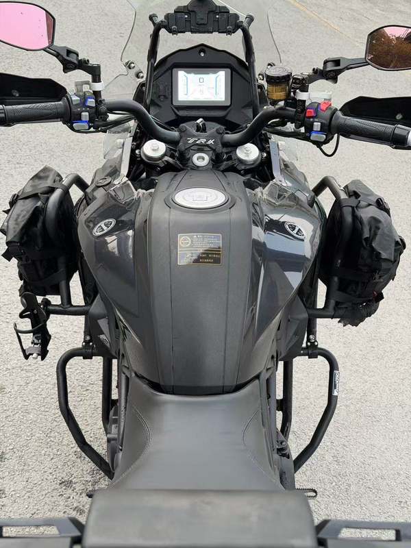 二手贝纳利金鹏 TRK502