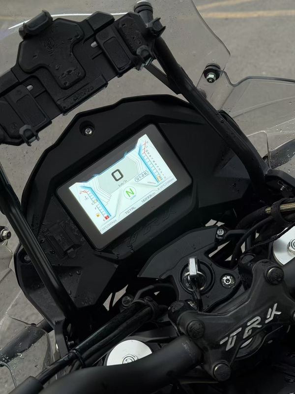 二手贝纳利金鹏 TRK502