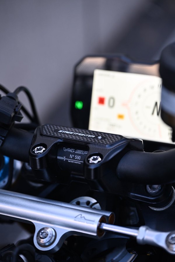 二手杜卡迪Street Fighter V4