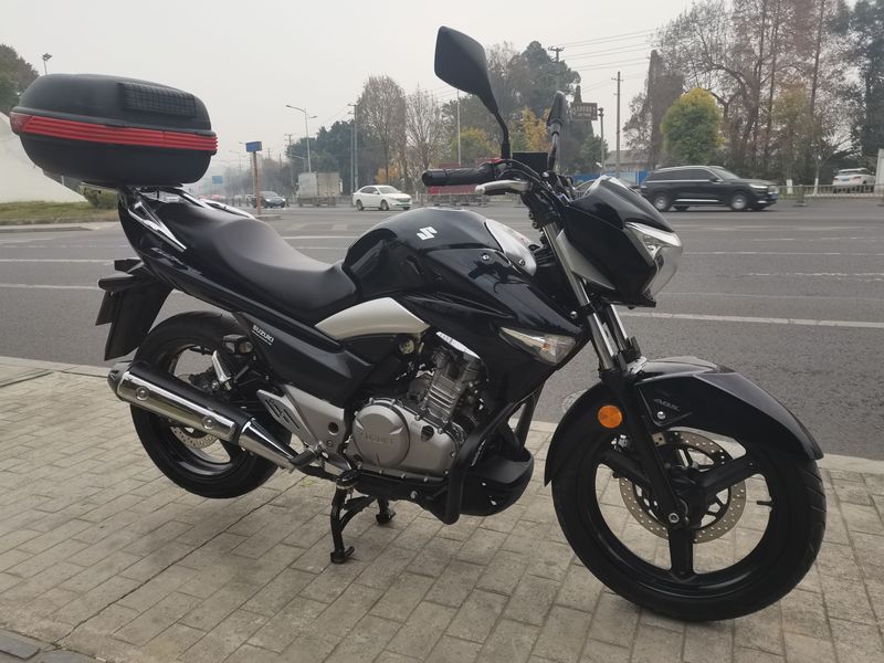 二手豪爵铃木骊驰 GW250