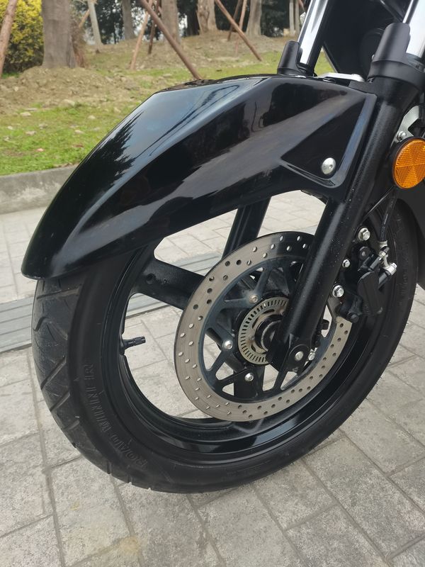 二手豪爵铃木骊驰 GW250