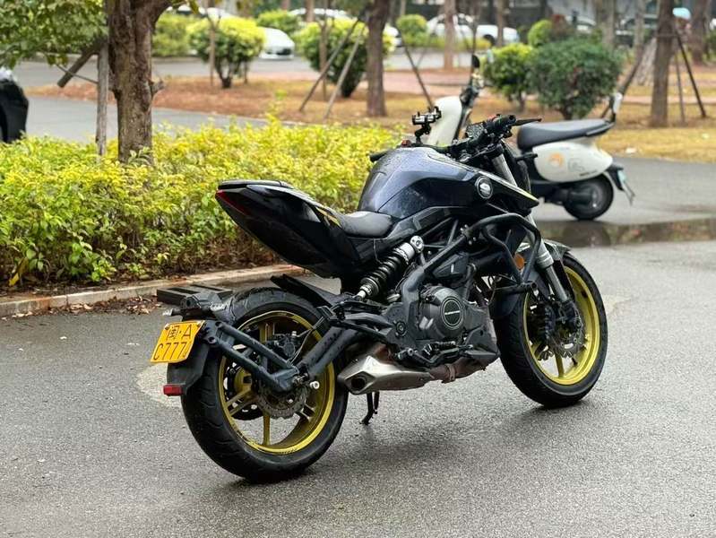 二手QJMOTOR追350