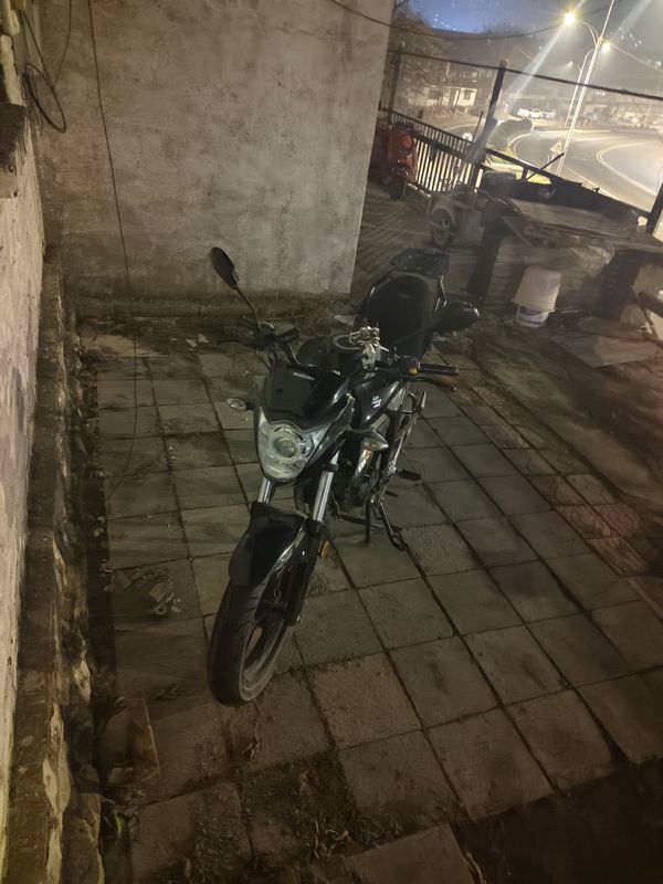 二手济南铃木极客飒 Gixxer 155 NK