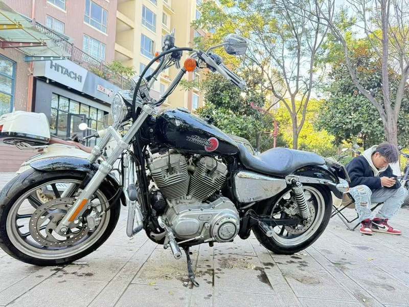 二手哈雷戴维森Iron883 硬汉