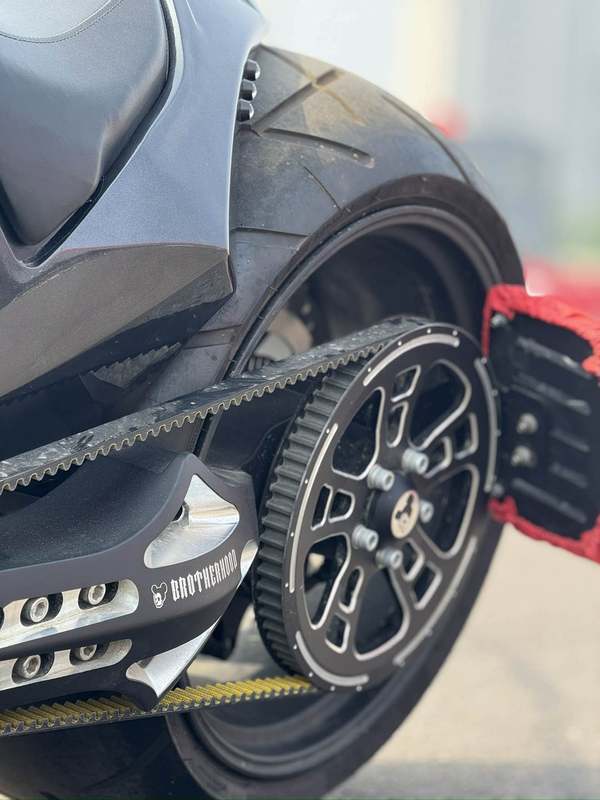 二手广建雅金刚狼800