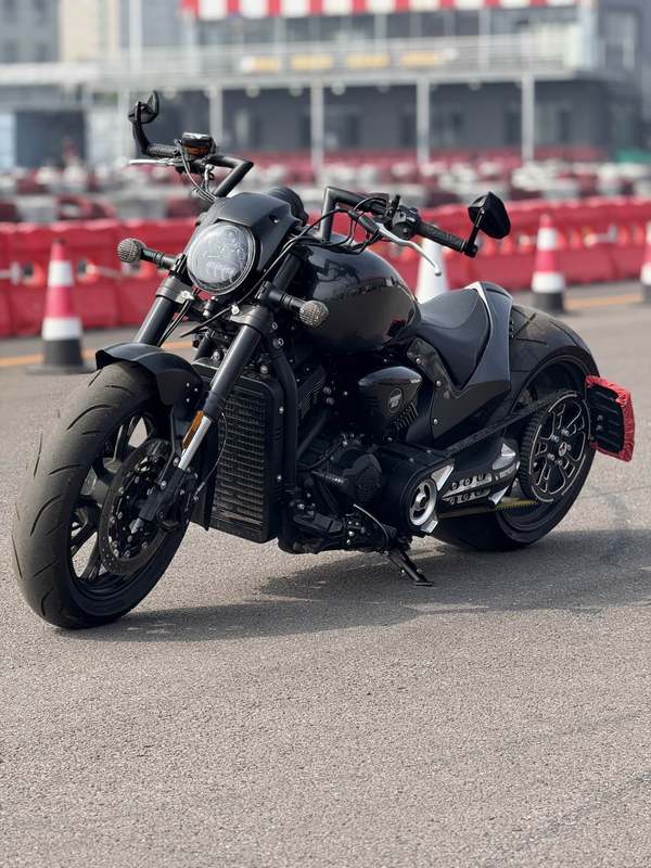 二手广建雅金刚狼800