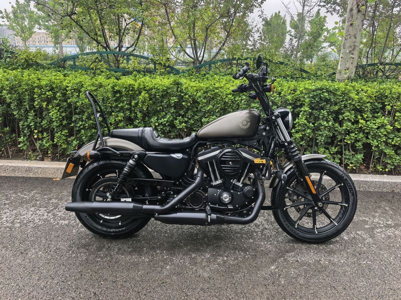 二手哈雷戴维森Iron883 硬汉